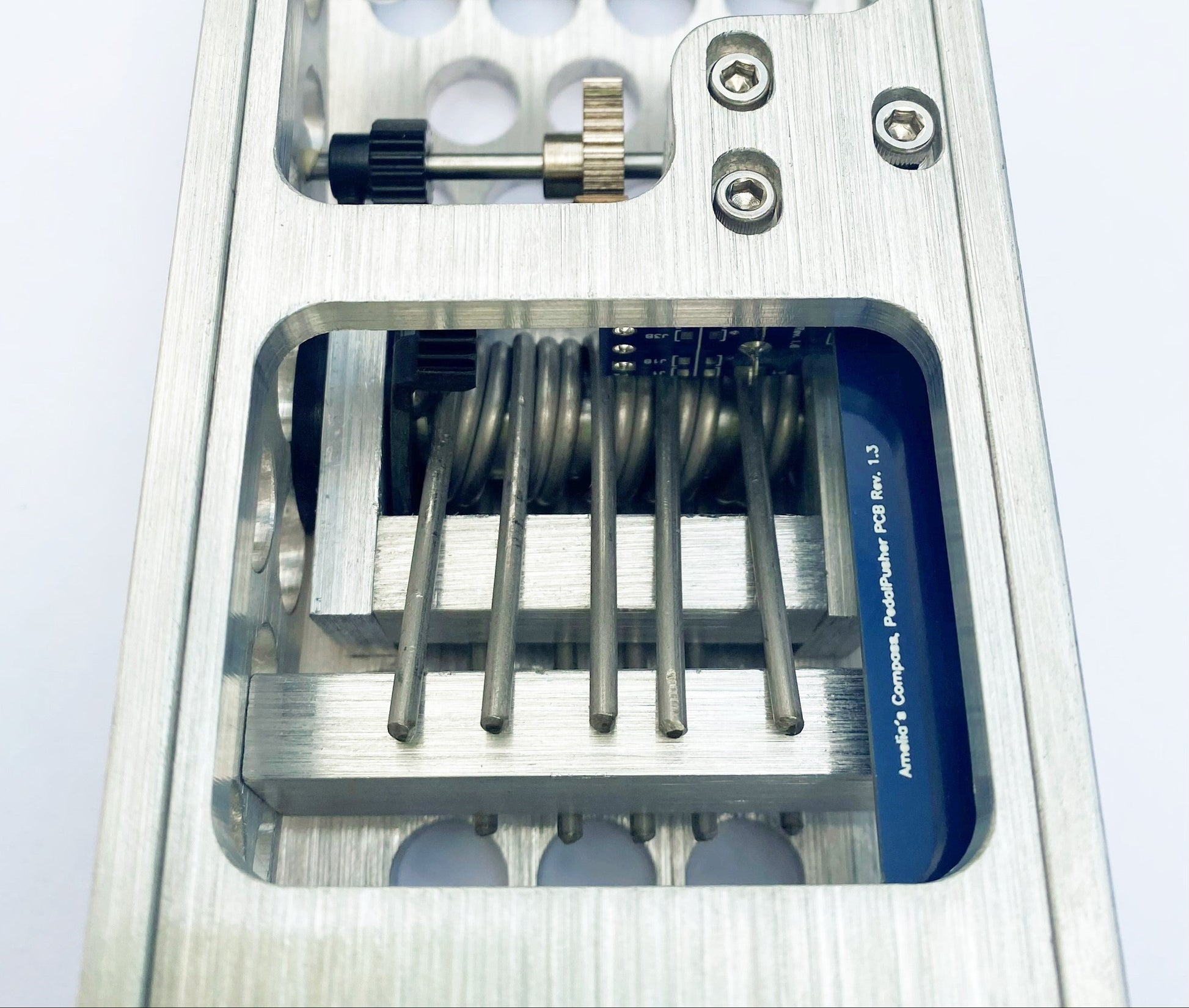 the pedal pusher PedalPusher S, Expression Pedal, Spring Center, Live Audio Performance – Amelia's Compass